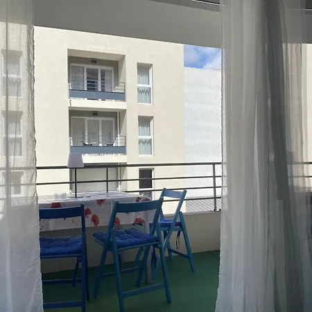 شقة Beautiful T2 With Balcony In نيس
