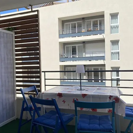 Beautiful T2 With Balcony In *